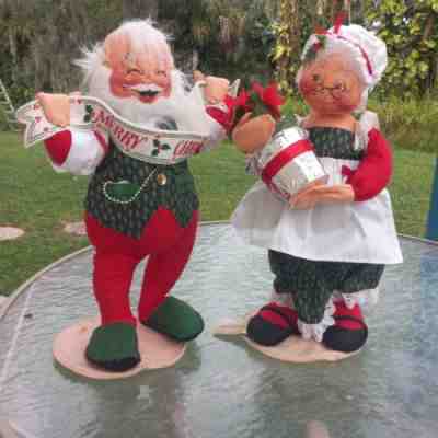 Vintage 1992 Annalee Large 18" Santa Claus & Mrs. Claus Christmas Dolls