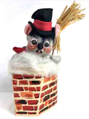 Vintage Annalee Mobilitee Chimney Sweep With Broom Mouse Doll 1965