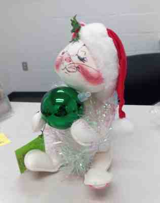 Annalee Mobilitee 1994 Christmas Cat With Garland & Ornament Doll 7427 MINT