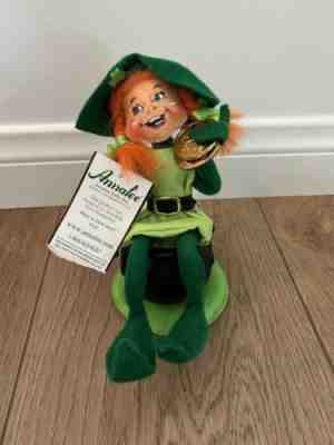 Annalee Leprechaun Girl - St Patrick's Day Pot o' Gold Coins Doll