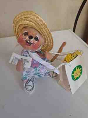 ANNALEE DOLL AUCTION TIMES 7" GIRL MOUSE SHE'S READY TO BID with shopping bag