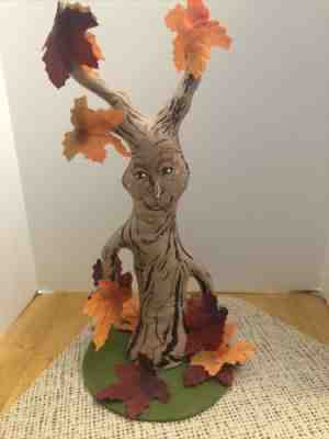 Annalee Halloween Doll 2007 Haunted Spooky Tree 16" Tall 201807