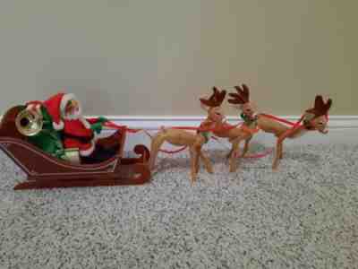 Annalee Christmas Santa 1985 with (3) Reindeer & Sled
