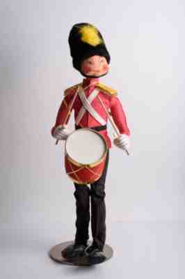 Annalee Mobilitee Dolls British Soldier Marching Drummer Boy 36" tall