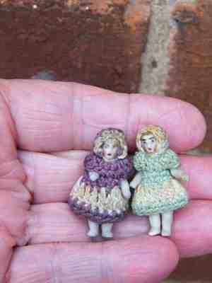 TWO ANTIQUE MINIATURE CARL HORN / HERTWIG DOLLS./ CIR 1900