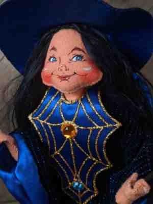 Annalee Halloween Casting a Spell Witch Doll 2007 w/ Tag