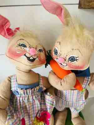 1992 Large Pair Spring Annalee Mobilitee Bunny Rabbits Free Standing Easter 19â?