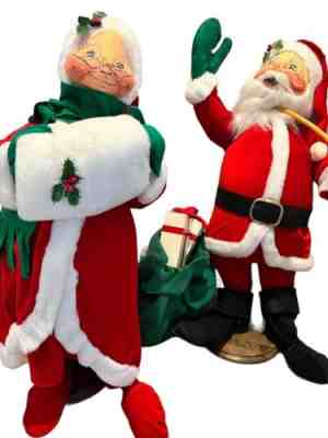 Annalee Santa and Mrs Claus Large 32" Figurine w Stand and Original Presents Bag