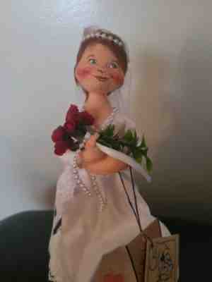 1997 Annalee 10" Blushing Bride with Red Rose Bouquet Doll Brown Hair #2705