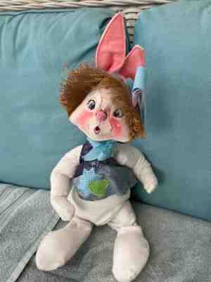 VINTAGE 18" COUNTRY EASTER BUNNY GIRL RABBIT W/STRAW BONNET SEATED