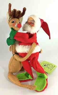 Annalee 7â? Santa in Green Mittens Hugging Sitting 10â? Rudolph Reindeer Doll