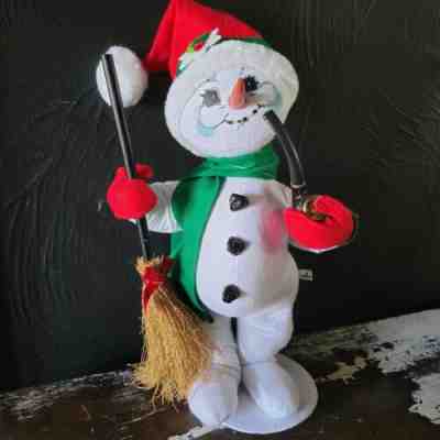 Annalee 15" Snowflake Snowman with Broom & Pipe 2016