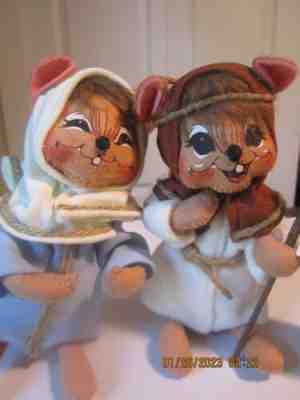 Annalee 2005 Mary Mouse and Joseph Mouse
