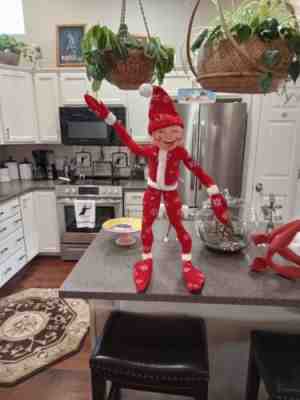 Annalee 30 Inch Red Snow flake Elf, Perfect Condition.