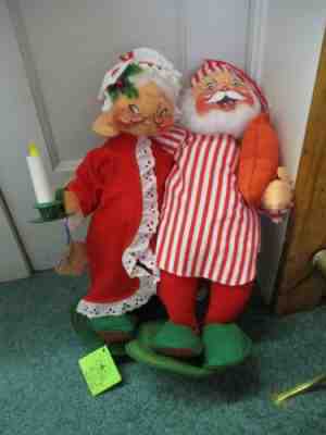 Annalee 1987 Mr & Mrs Tuckered Santa~18"~PJs, Slippers, Hot Water Bottle, Candle