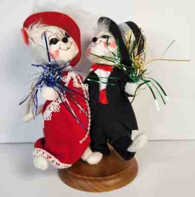 Vintage Annalee Happy New Year Mouse Couple 2002 Top Hat Mice 7 inch