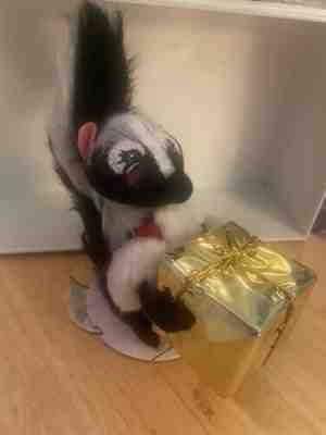 New Annalee Mobilitee Doll 7â? Christmas Skunk Scents 870900 Rare
