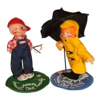 2 Annalee Doll Society Boy Dolls 7" 1987 & 1988 Poseable w Umbrella & Slingshot