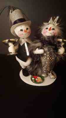 2021 Annalee Exclusive 2022 Snow Couple Item 862921 #123 of 250. New-Mint