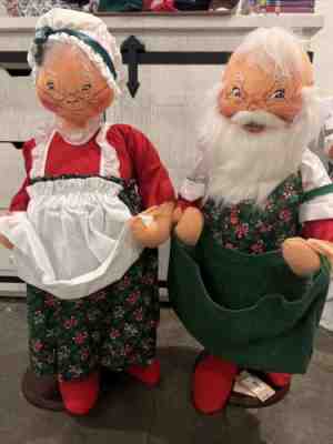 Vintage Annalee 30" Santa and Mrs. Claus Large Dolls Christmas Holidays 1999