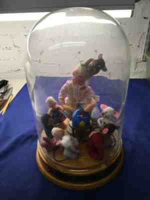 Annalee Thorndike's A World Of Love 2002 Finial Artist Doll #012 /750