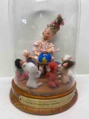 RARE ANNALEE THORNDIKES "A WORLD OF LOVE" NUMBERED 2002 13" TALL