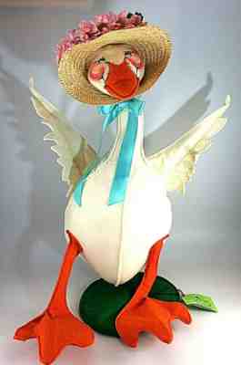Annalee 24â? Easter Parade Spring Goose in Straw Hat w/ Flowers Doll 1987 ~ (tag)