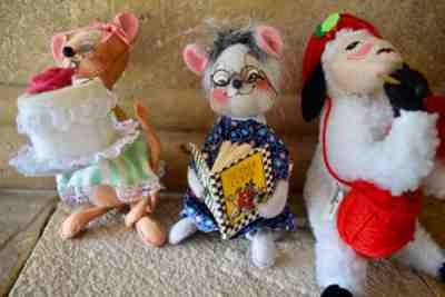 (3) Vintage ANNALEE Dolls 853499 Mouse 202692 Birthday 751009 Knitting Lamb