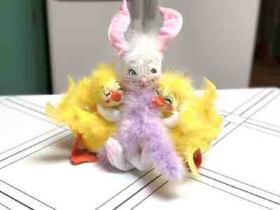 Annalee ~ 2006 ~ 12" ~ A Bunch Of Bunny Hugs~ NEW with Tag ~ # 150306 ~ NEW