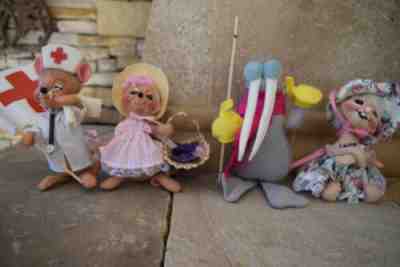 (4) Vintage ANNALEE DOLLS 993291 807999 061093 Walrus Nurse Bunny Mouse '93 '95