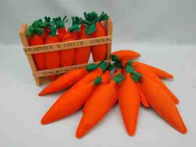 Annalee dolls - 22 Carrots, all 6-in (10 of the 22 are encased in carrot rack)