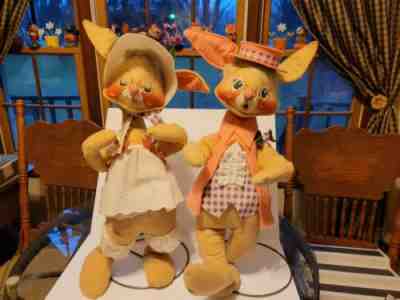 2 Vintage Large 1986 Annalee Mobilitee Easter Parade 21" Bunny Rabbit Couple