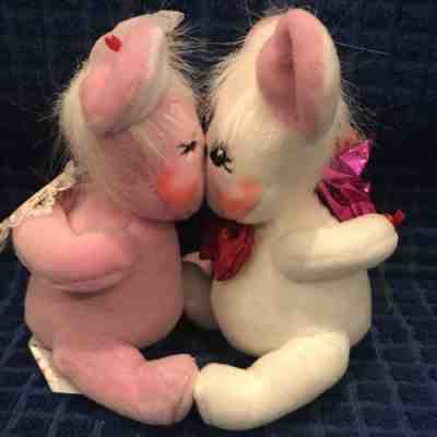 Annalee Dolls Valentwine Mice Pucker Pals 3â? 2004