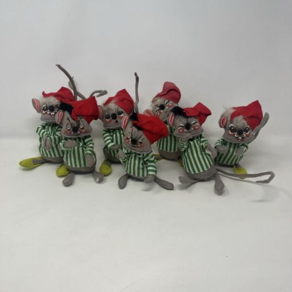 Vintage 1966 Annalee Christmas Mice Dolls 5 Inches Tall EUC Lot Of 7