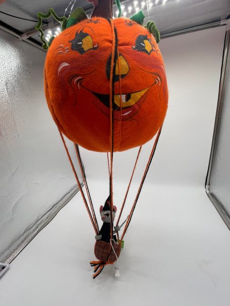 14" Pumpkin Balloon with 7" Witch Mouse 302086 Annalee