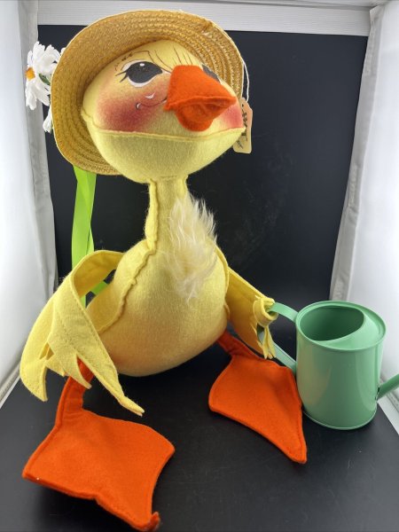 EASTER Annalee Doll Spring Duck With Bonnet & Watering Can Vintage 1990