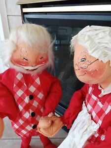 Annalee Mobilitee Mr & Mrs Claus Christmas Dolls 1983 Vintage  30” Tall