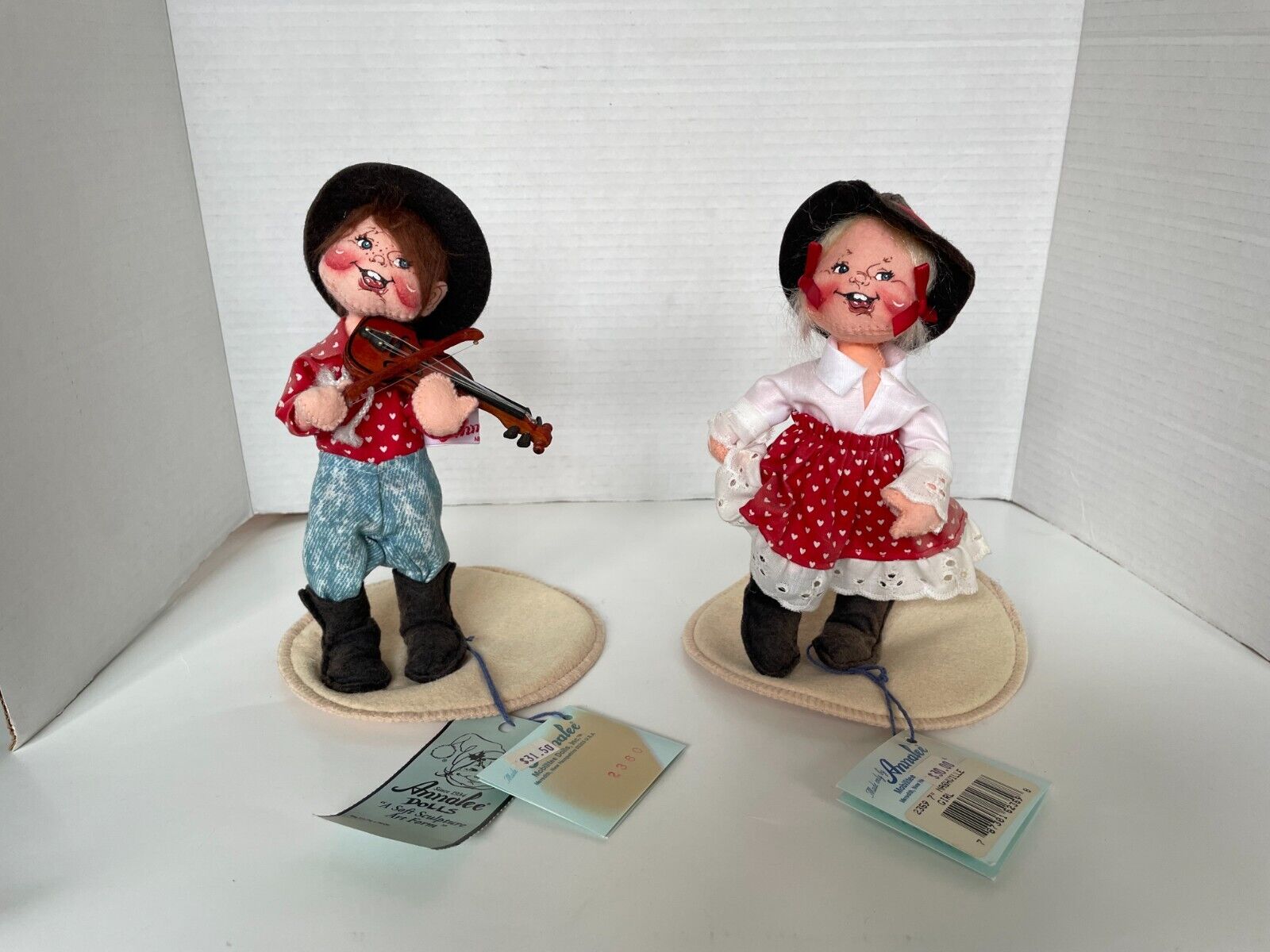 Vintage Annalee Dolls Nashville Boy and Girl 7" with Tags Made in USA, Nice