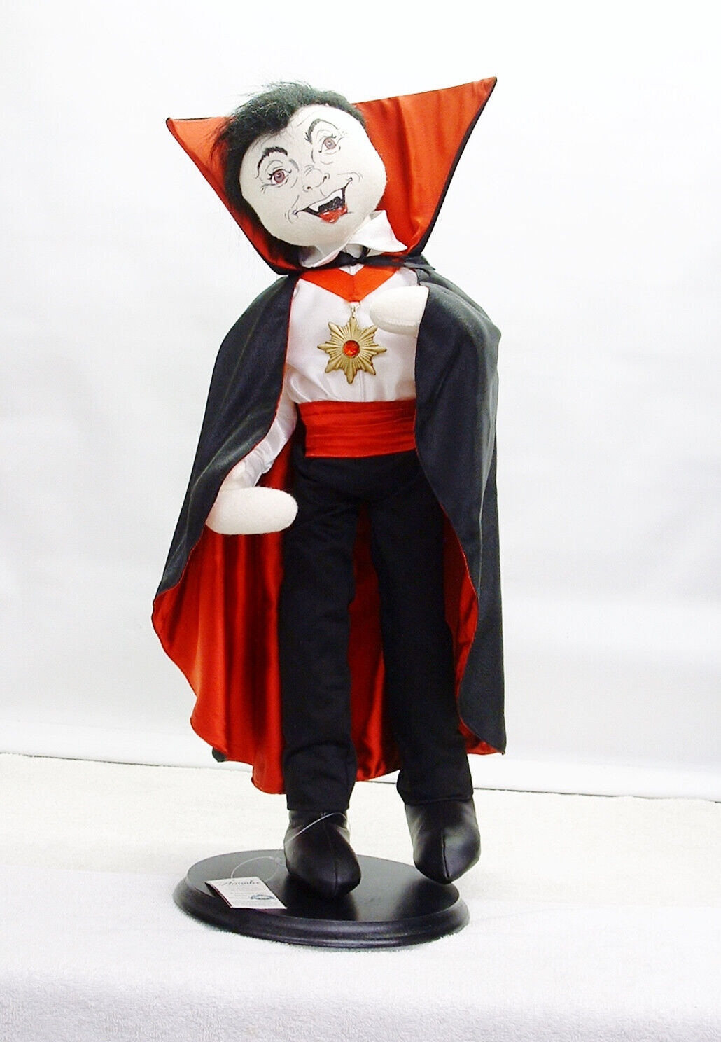 Annalee 28 Inch DRACULA VAMPIRE DOLL On Wood Base 2003
