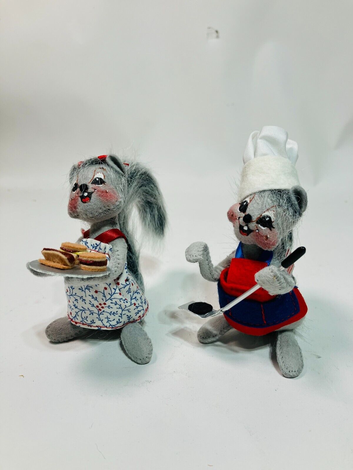 Annalee Mobilitee Backyard Buddies Father & Mother Squirrel 4" Dolls