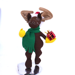 Annalee Skating Moose w/ present ice skates 9" Santa hat Christmas