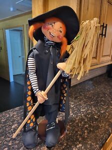 Vintage 1994 30" Annalee Mobilitee Doll " WITCH KID " with Broom.  SUPER LARGE!