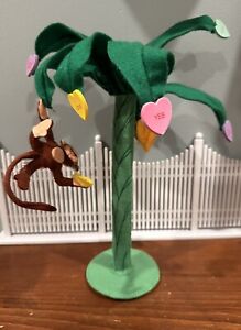 Annalee Monkey Tree Bananas for You Valentine's Palm Tree/Candy Hearts 2009