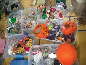 Annalee dolls 166  HUGE LOT!