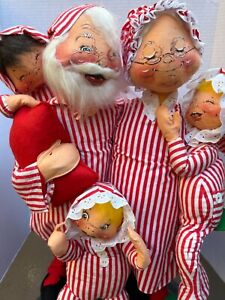 Vintage 1968 Annalee Dolls 30" Mr. & Mrs. Santa Claus in Pajamas w/ 3 PJ Kids