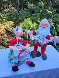 Vintage Annalee Large Christmas Dolls Santa Claus & Mrs. Claus 32" 1993