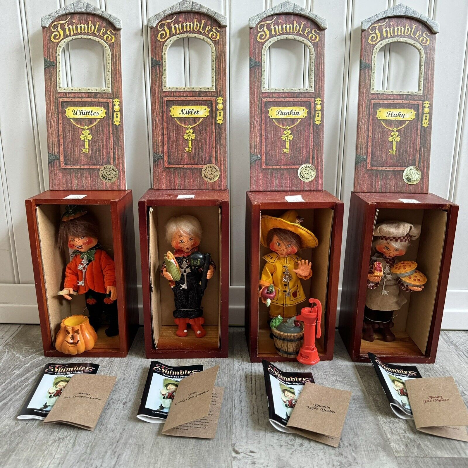 Annalee Thimbles Lot 4 Halloween Harvest Dolls *Whittles Niblet Dunkin Flaky