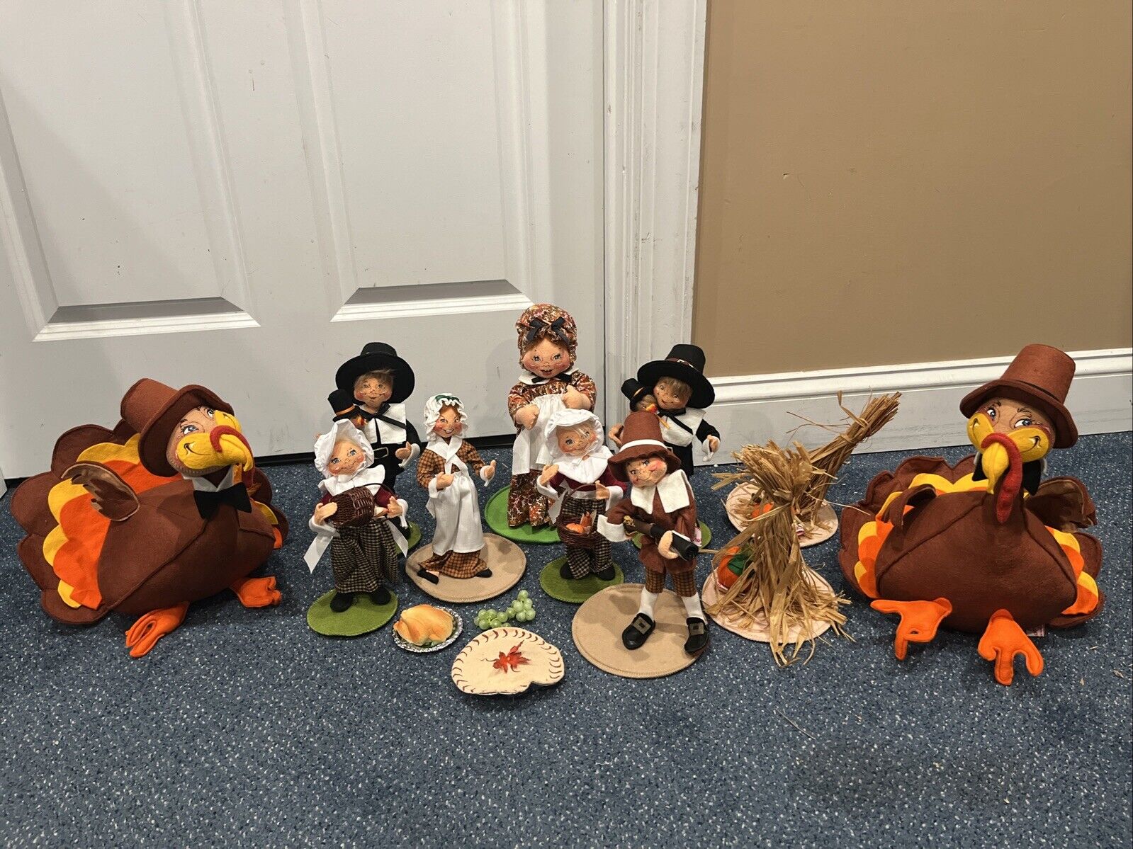 Annalee 12" Thanksgiving pilgrim turkey collectible doll Lot 11 Pieces Vintage