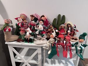 annalee dolls Lot Of 19