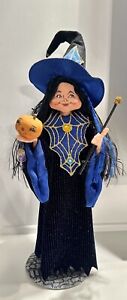 2007 Annalee WITCH Casting a Spell Bottle Potion Blue Dress Webs Hat Boots 17”